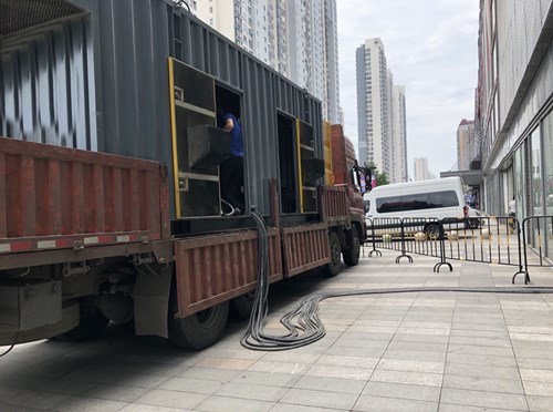 夏河低温环境下，柴油发电机组电池充满电的具体时间受哪些因素影响？